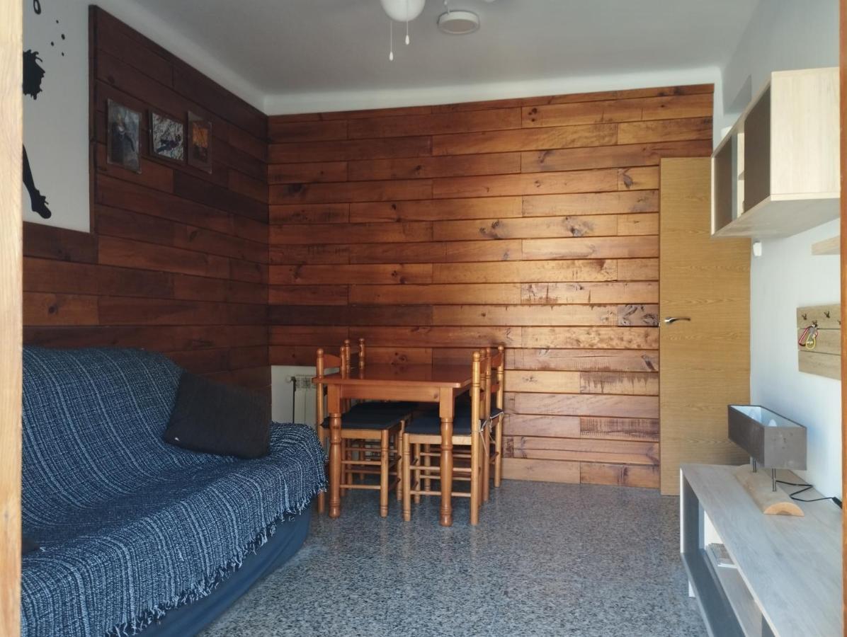 Alquiler En Importante Zona De Escalada !! Apartamento Camarasa Exterior foto